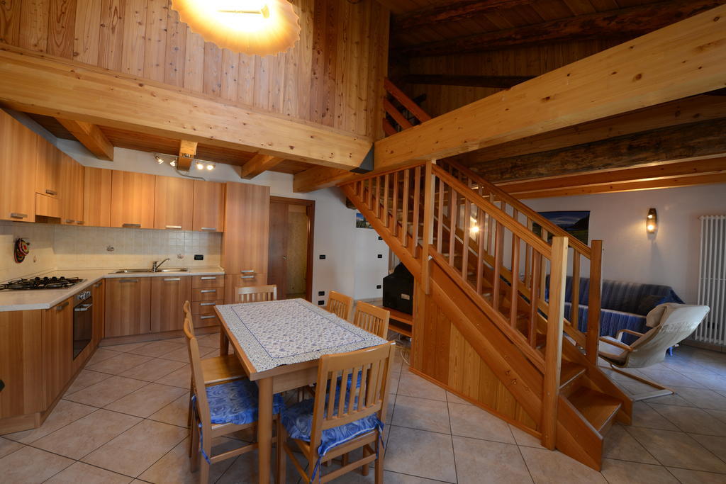 Vieilles Maisons D'Introd Pokoj fotografie