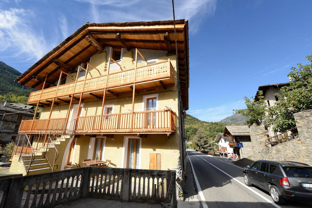 Vieilles Maisons D'Introd Pokoj fotografie