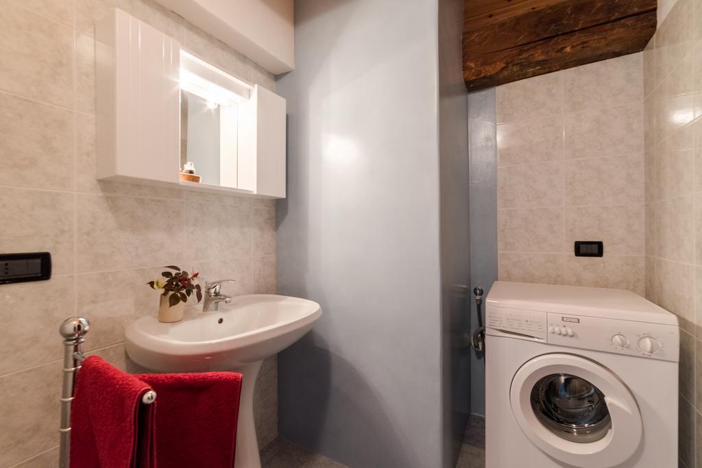 Vieilles Maisons D'Introd Exteriér fotografie
